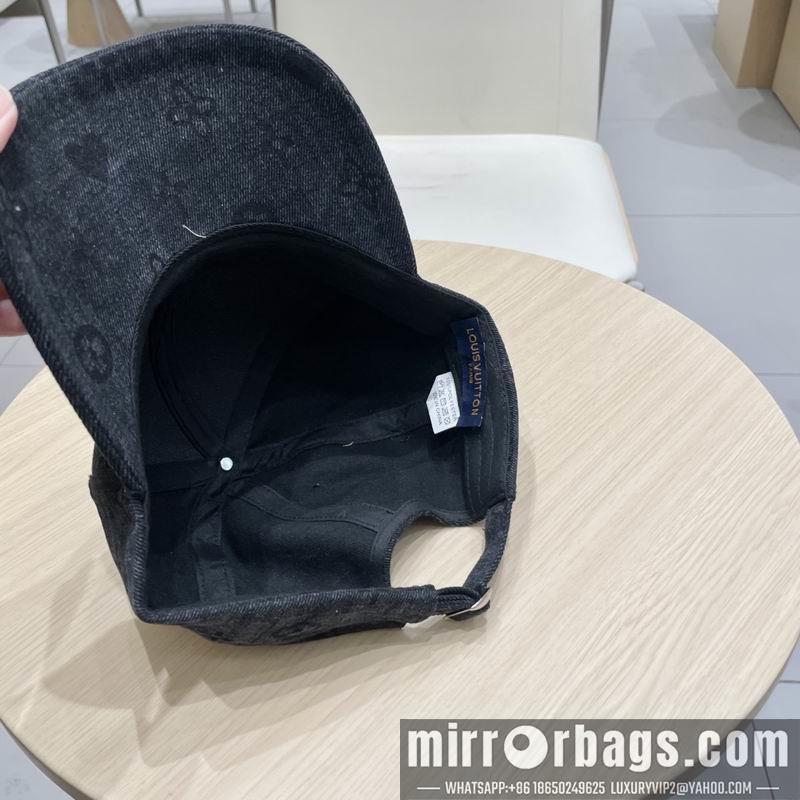 LV Hat 041404