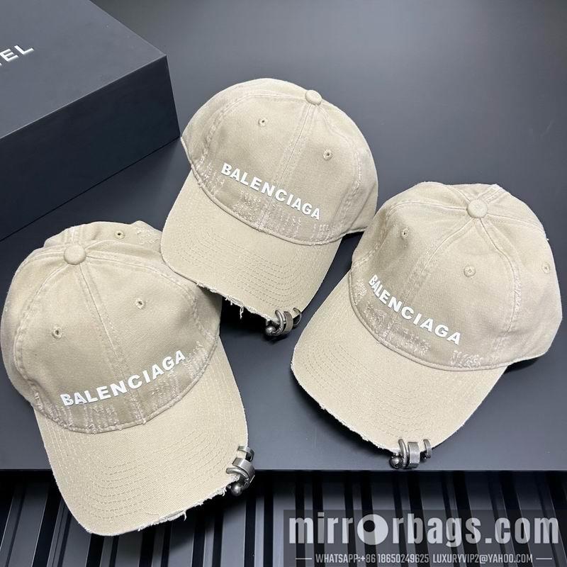 Balenciaga Hat dx19
