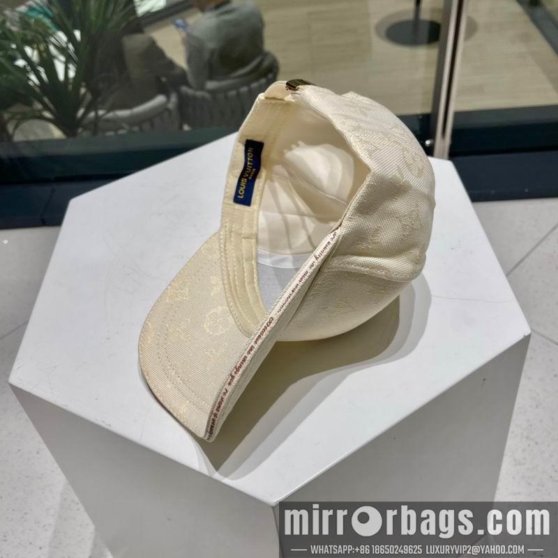 LV Hat 072203