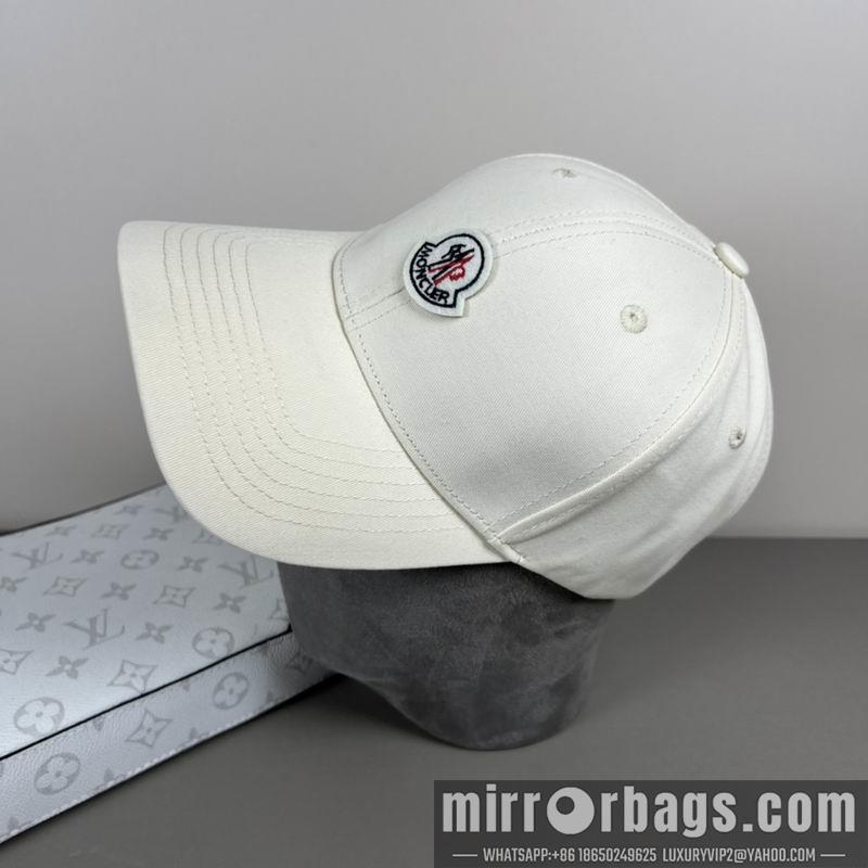Moncler Hat dx39