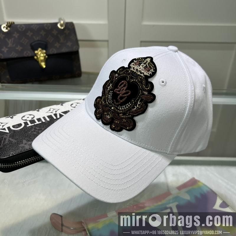 DG Hat dx03