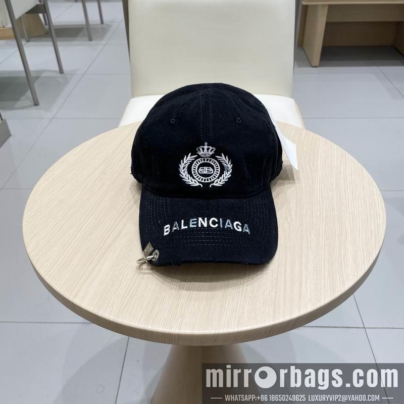 Balenciaga Hat 032001