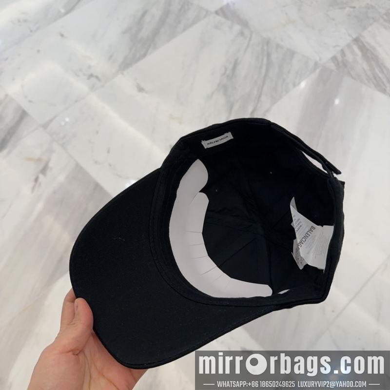 Balenciaga Hat dx71