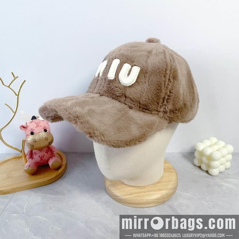 Miumiu Hat dx68