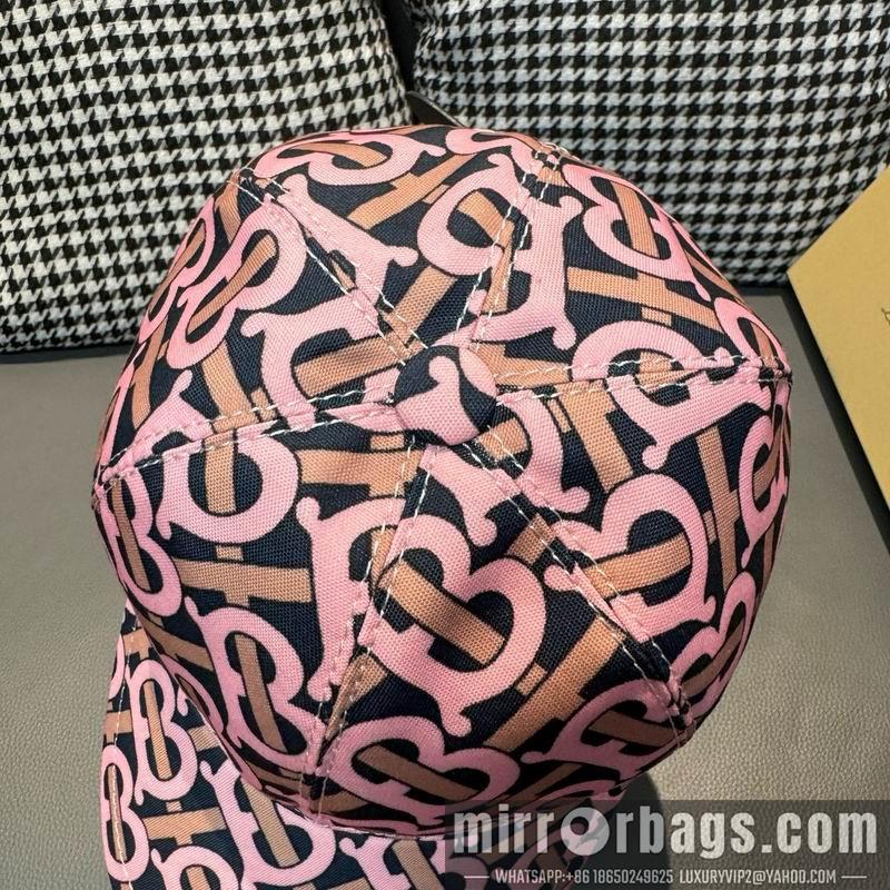 Burberry Hat dx30