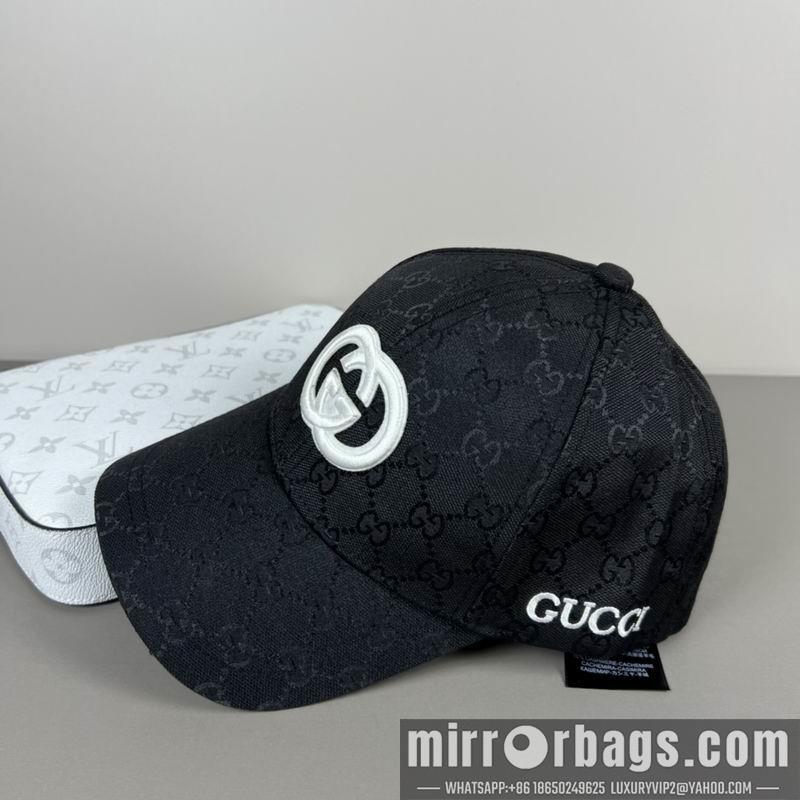 Gucci Hat dx38