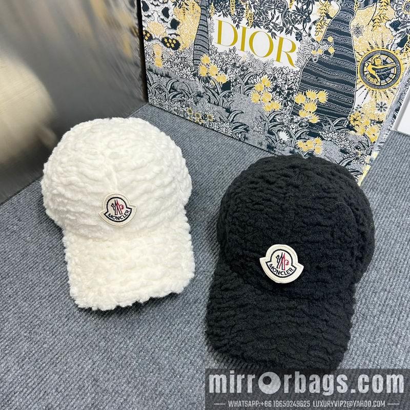 Moncler Hat dx10