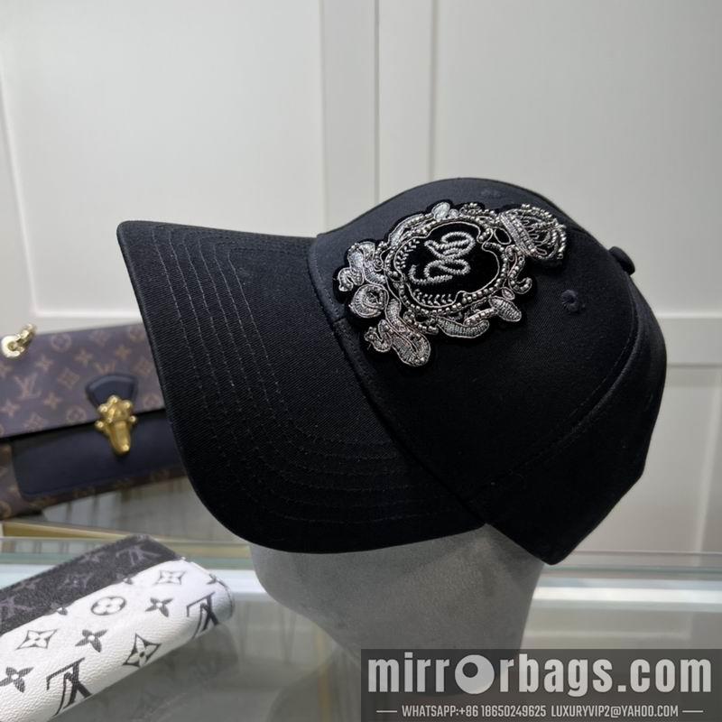 DG Hat 050701