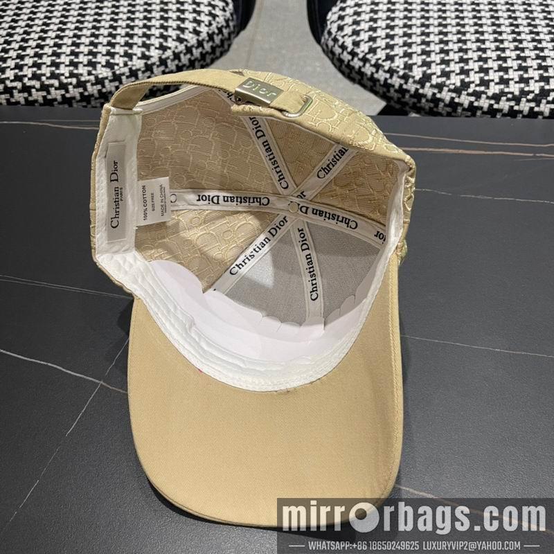 Dior Hat 083003