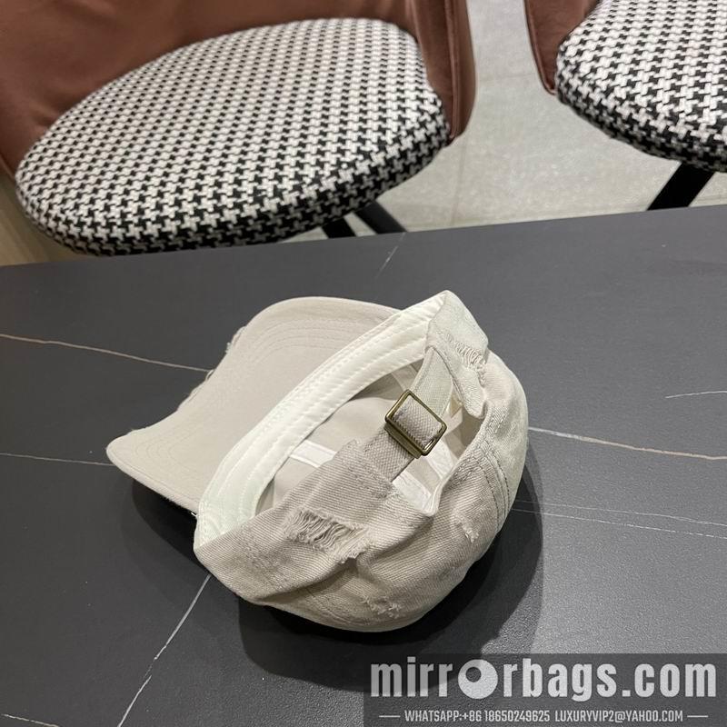 LV Hat 040201