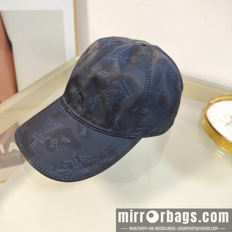 LV Hat dx138