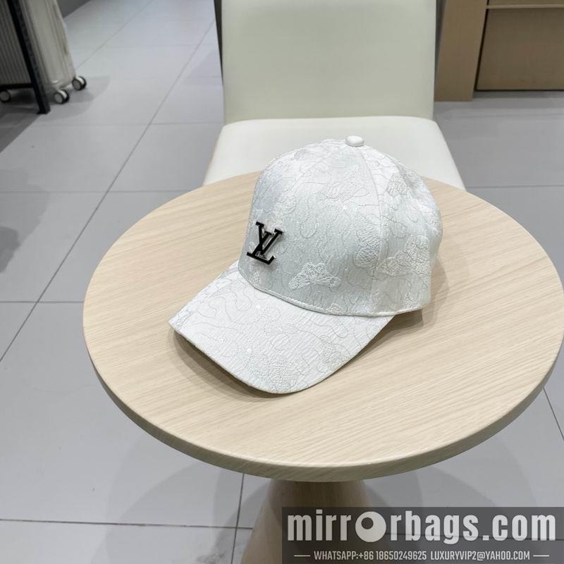 LV Hat 041402