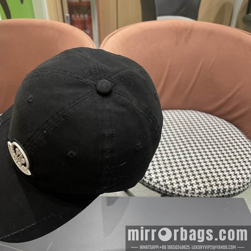 Moncler Hat 041402