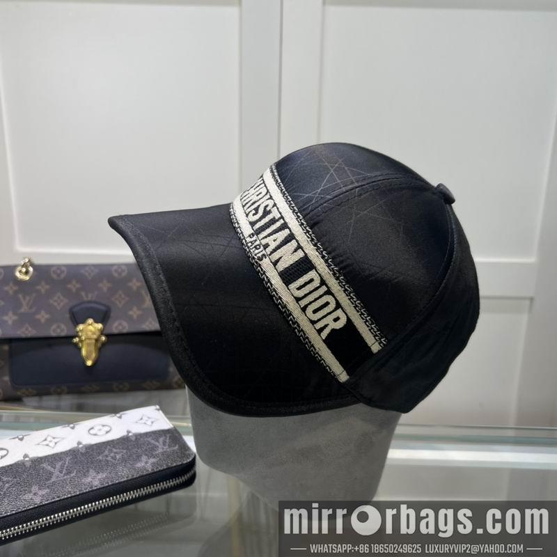 Dior Hat dx60