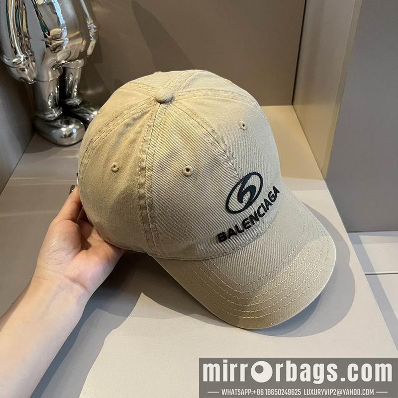 Balenciaga Hat dx17