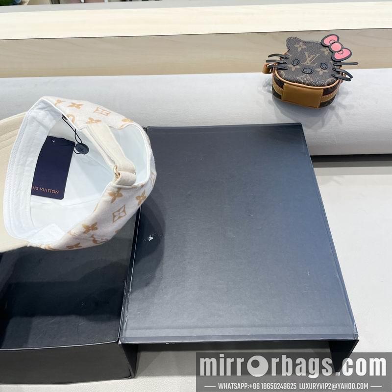 LV Hat 100701