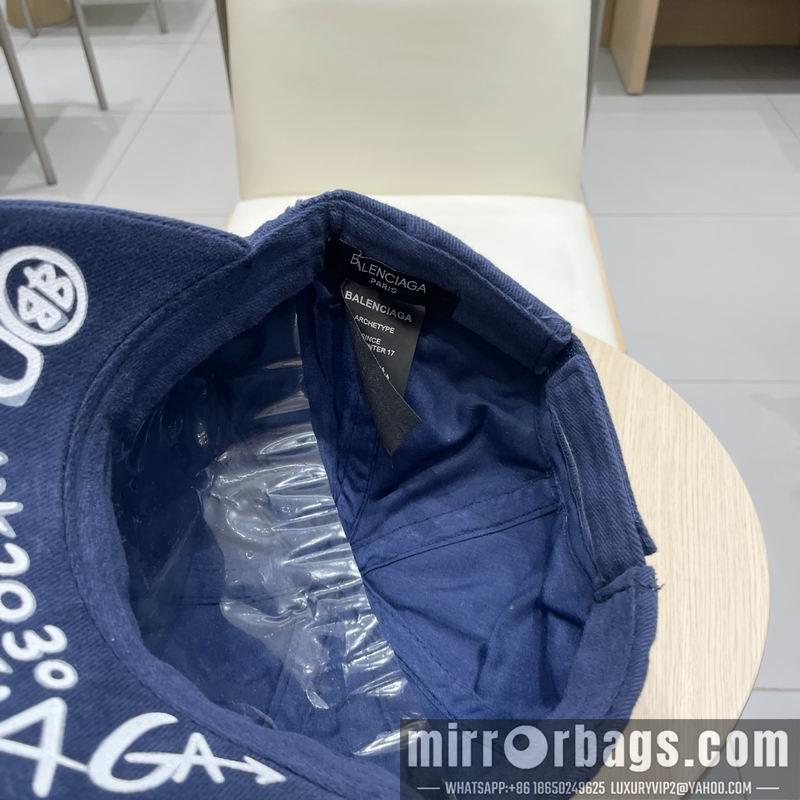 Balenciaga Hat 032001