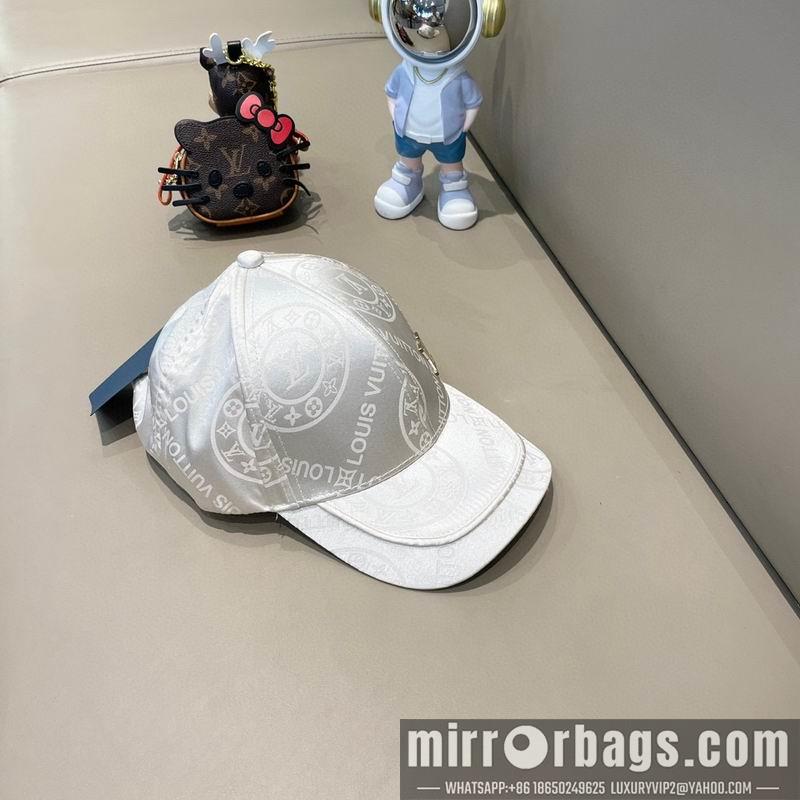 LV Hat 081401