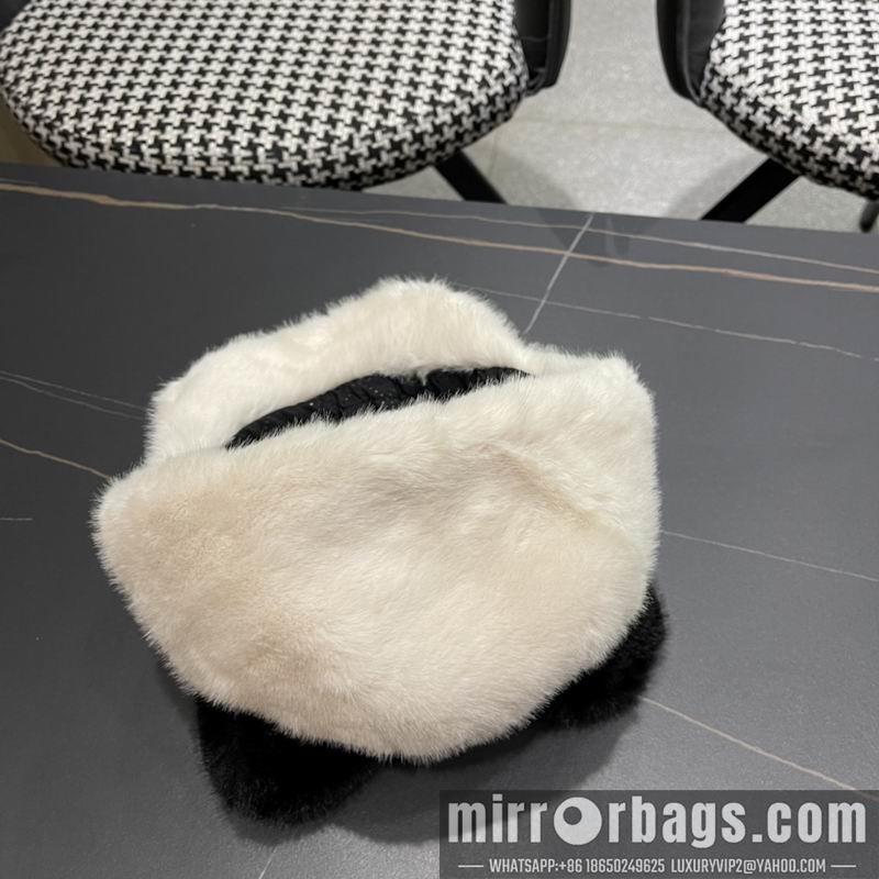 LV Hat 081004