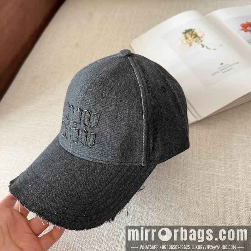 Miumiu Hat dx13