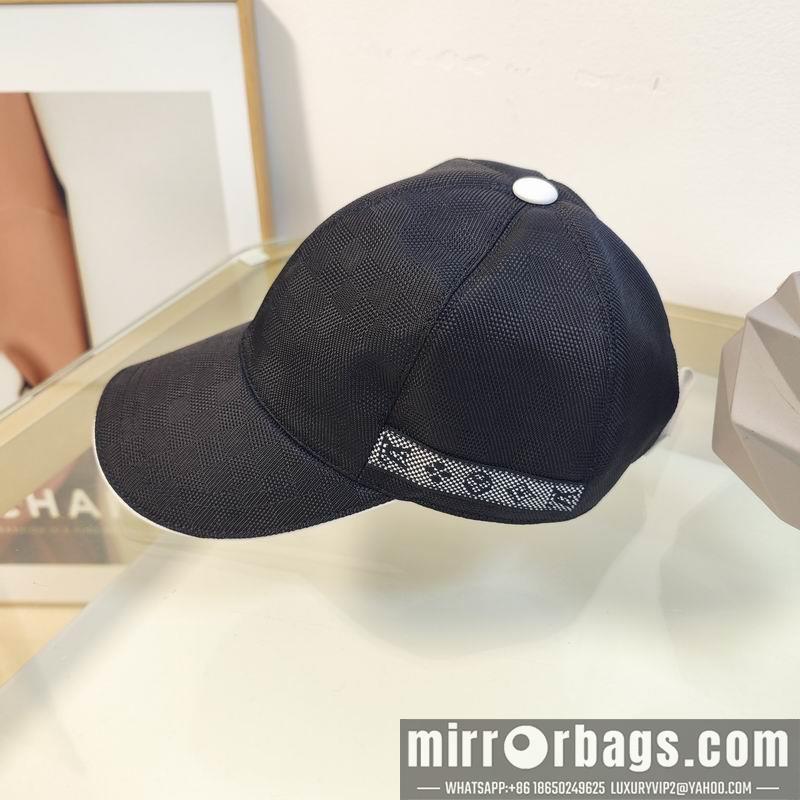 LV Hat dx114