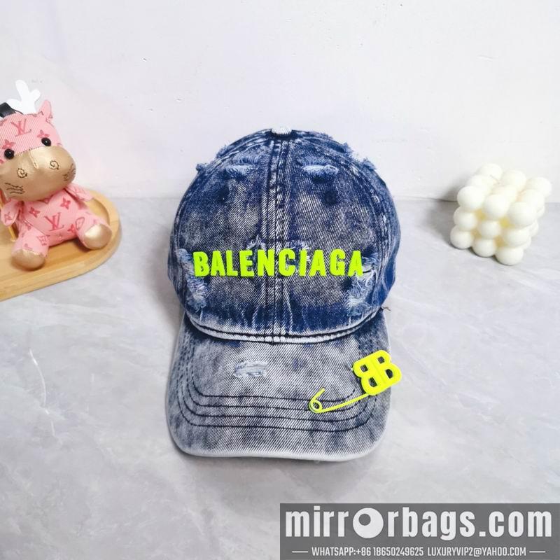 Balenciaga Hat dx30