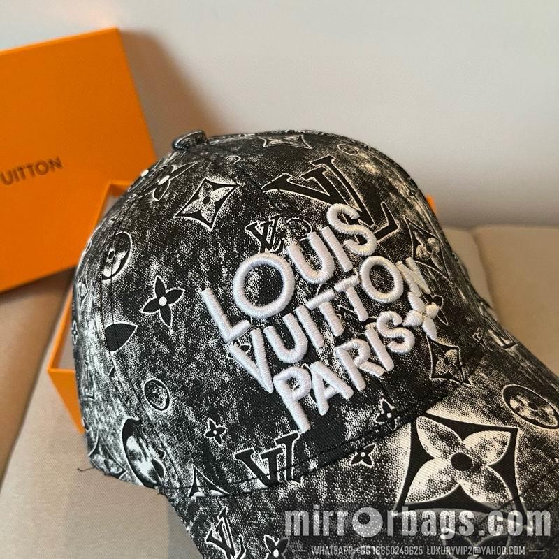 LV Hat dx35