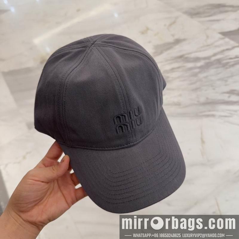 Miumiu Hat dx35