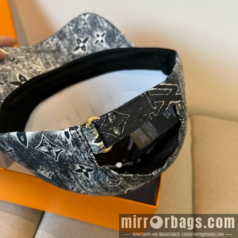 LV Hat dx35