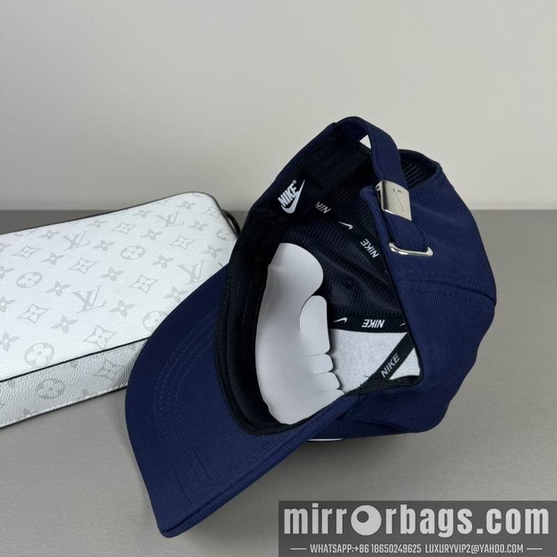 Nike Hat dx13
