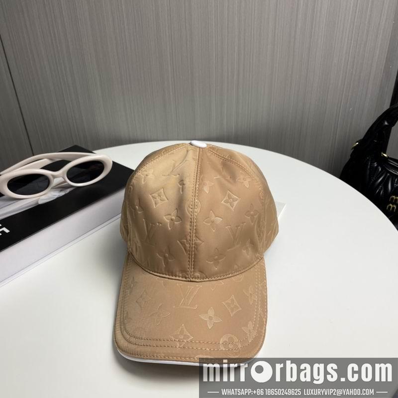 LV Hat dx44