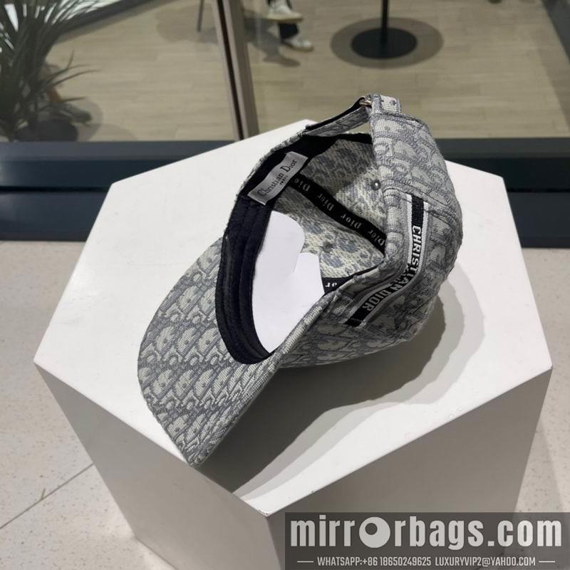 Dior Hat 081801