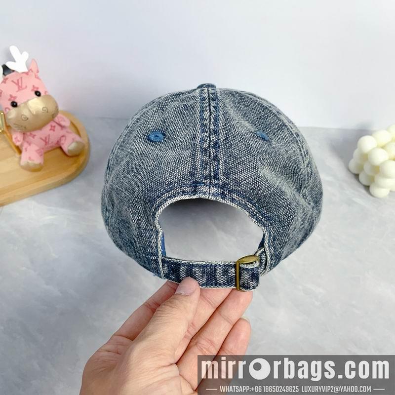 Miumiu Hat dx46