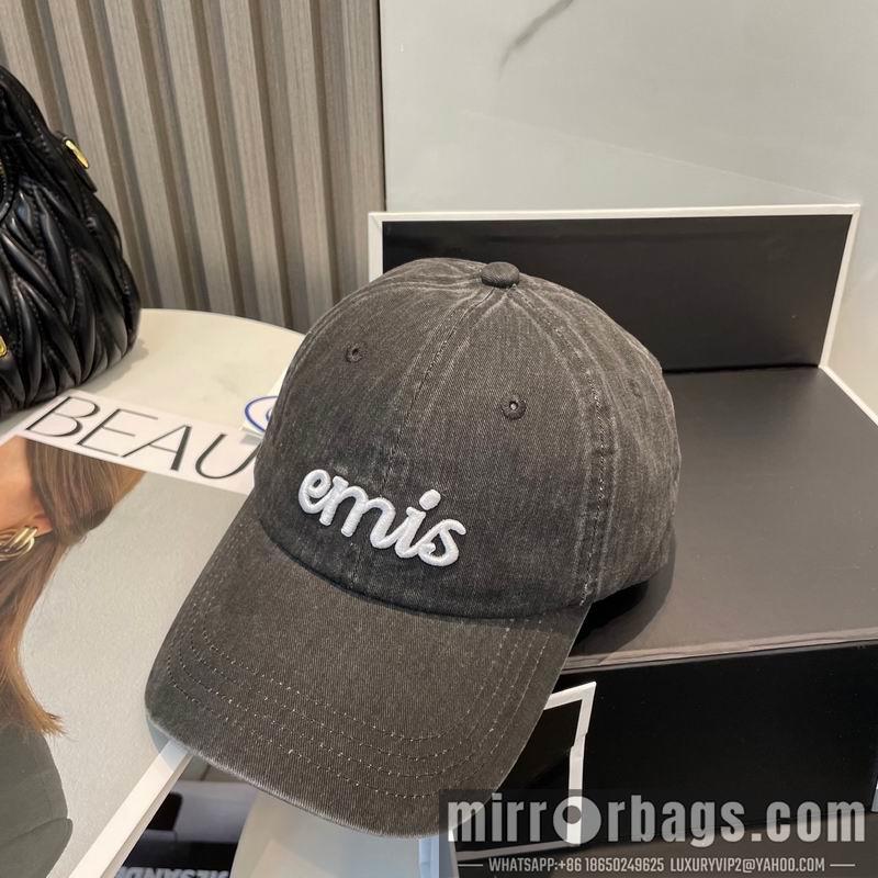 Emis Hat dx10
