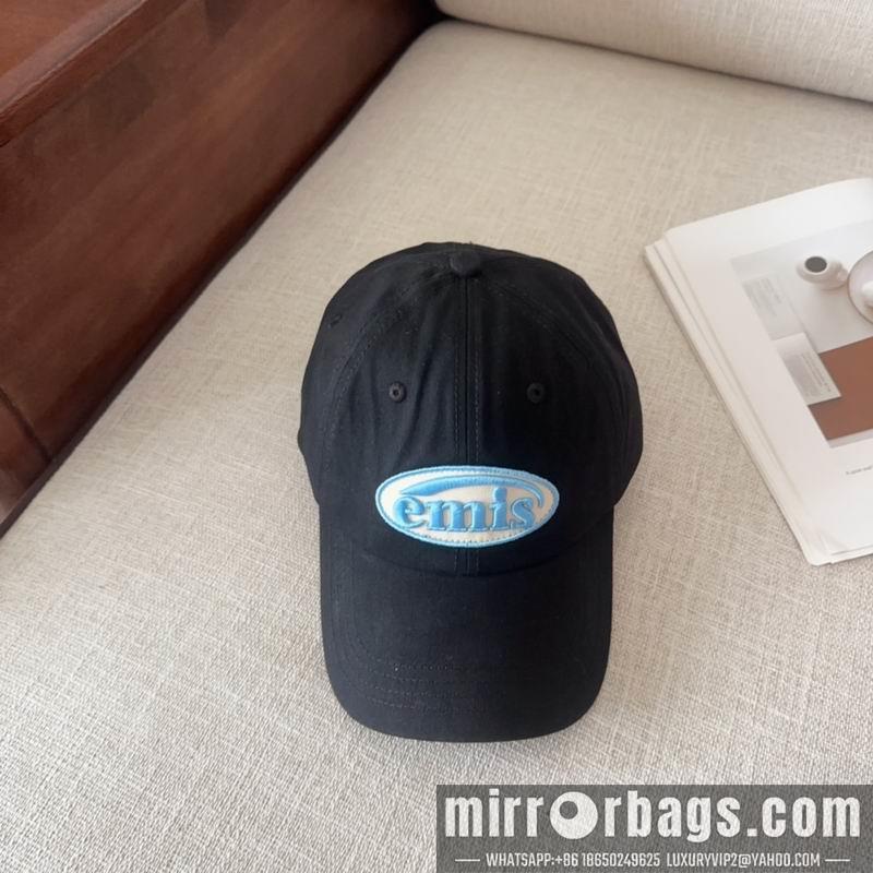 Emis Hat dx01