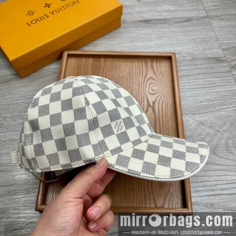 LV Hat dx170