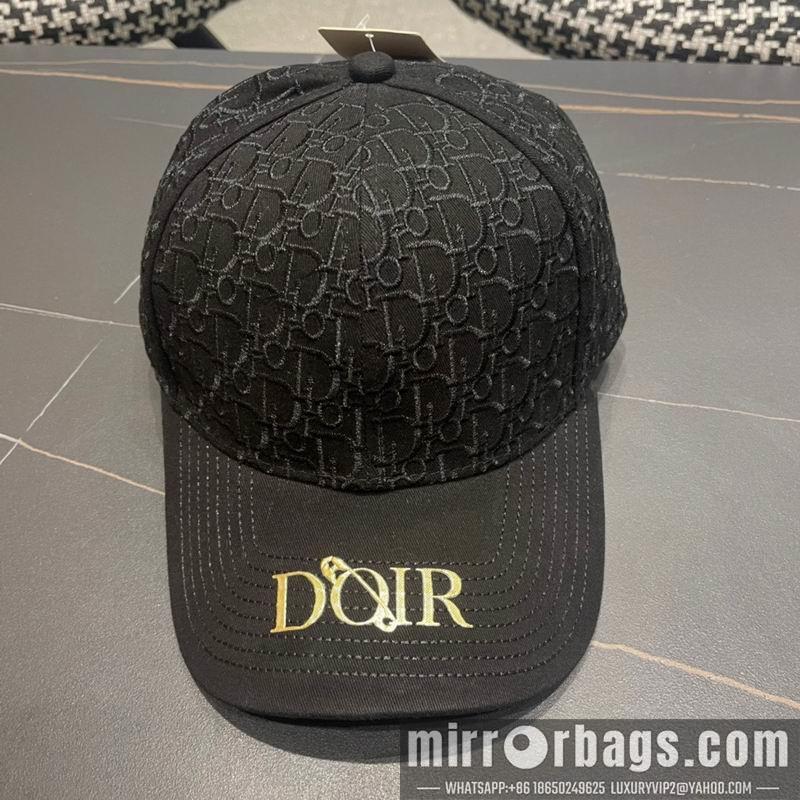 Dior Hat 083003
