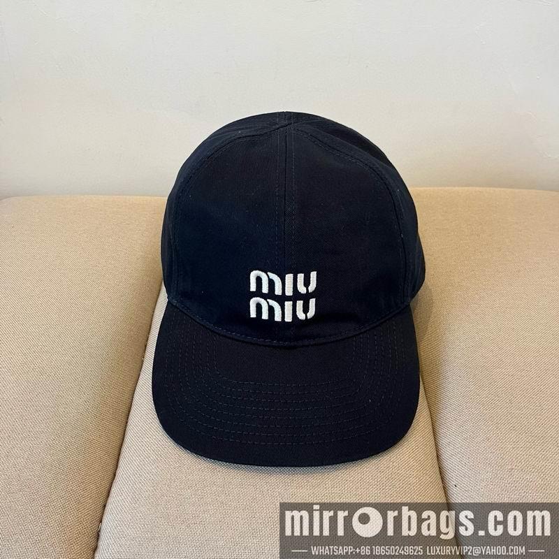 Miumiu Hat dx32