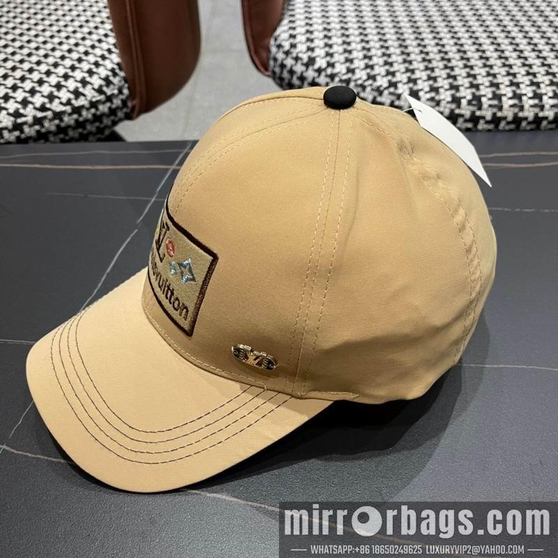 LV Hat 083001
