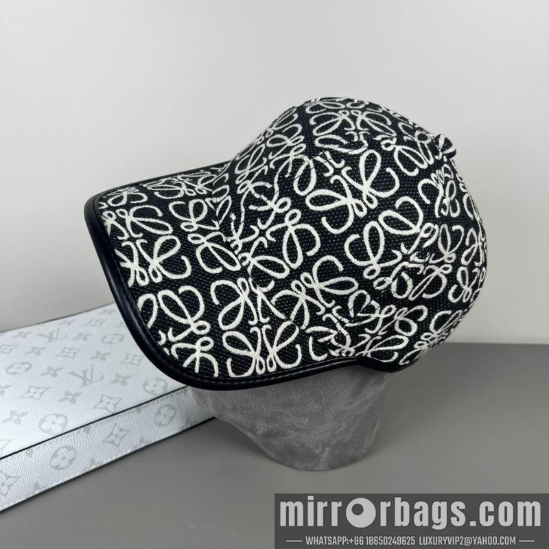 Loewe Hat dx43