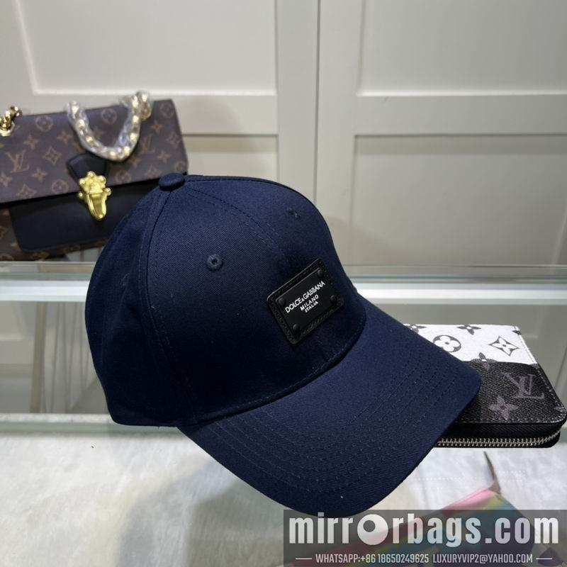 DG Hat 061015