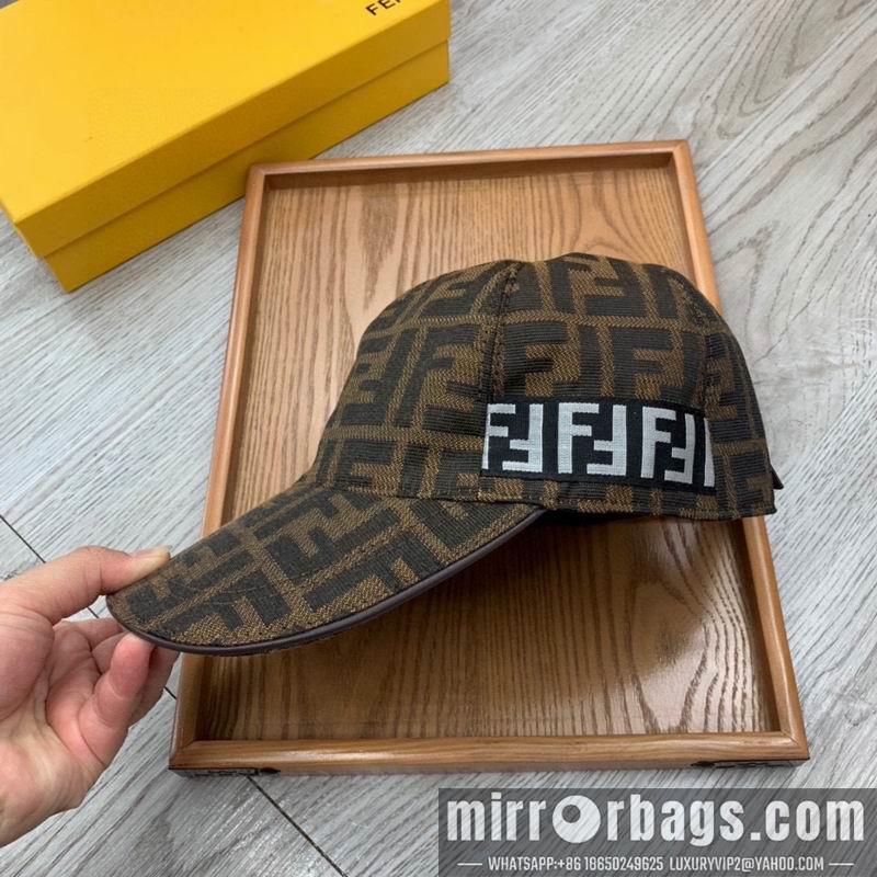 Fendi Hat dx101