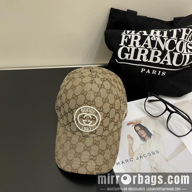 Gucci Hat dx30