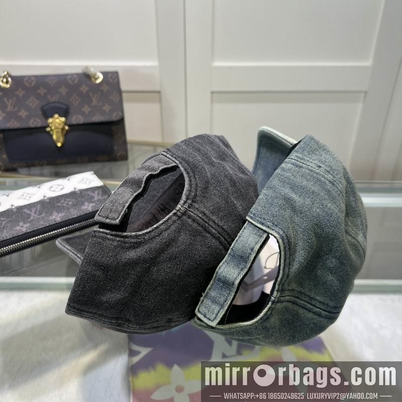 Balenciaga Hat dx81