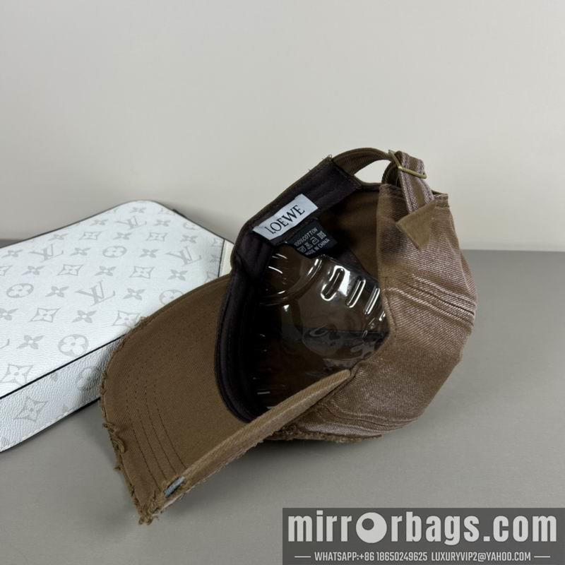 Loewe Hat dx42