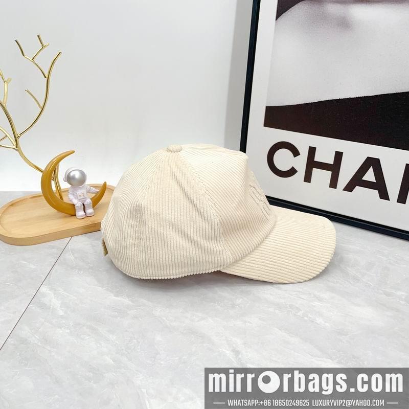 Miumiu Hat dx34