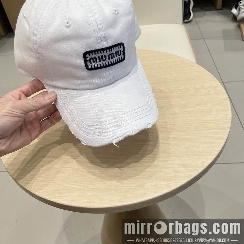 Miumiu Hat 040201