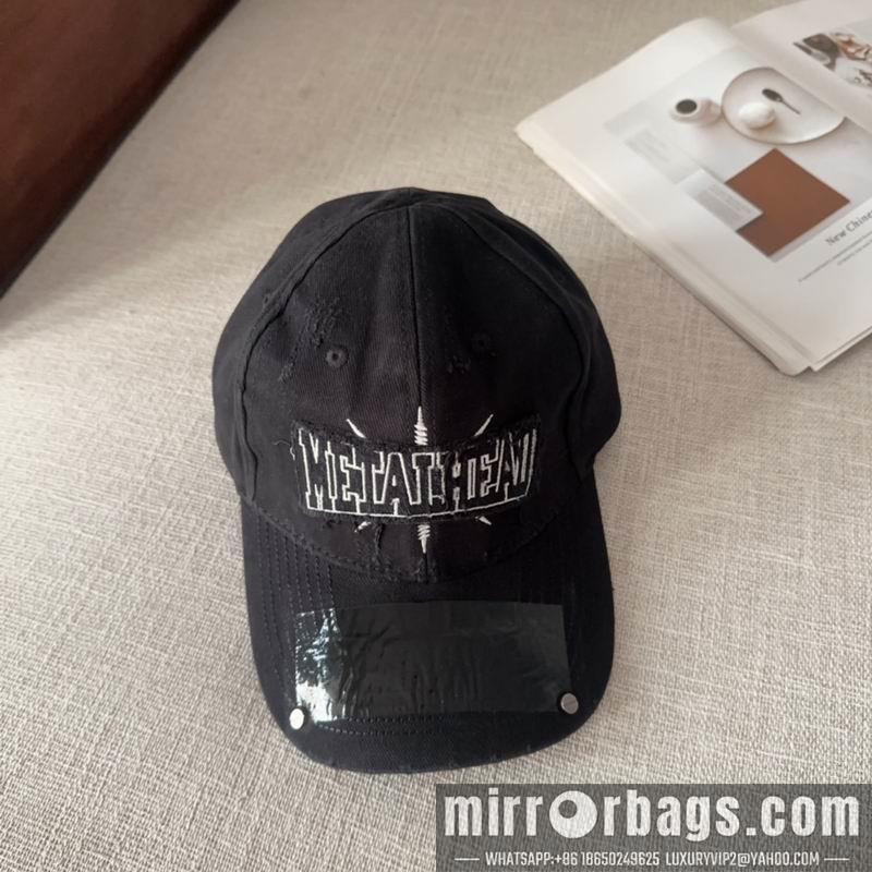 Balenciaga Hat dx22