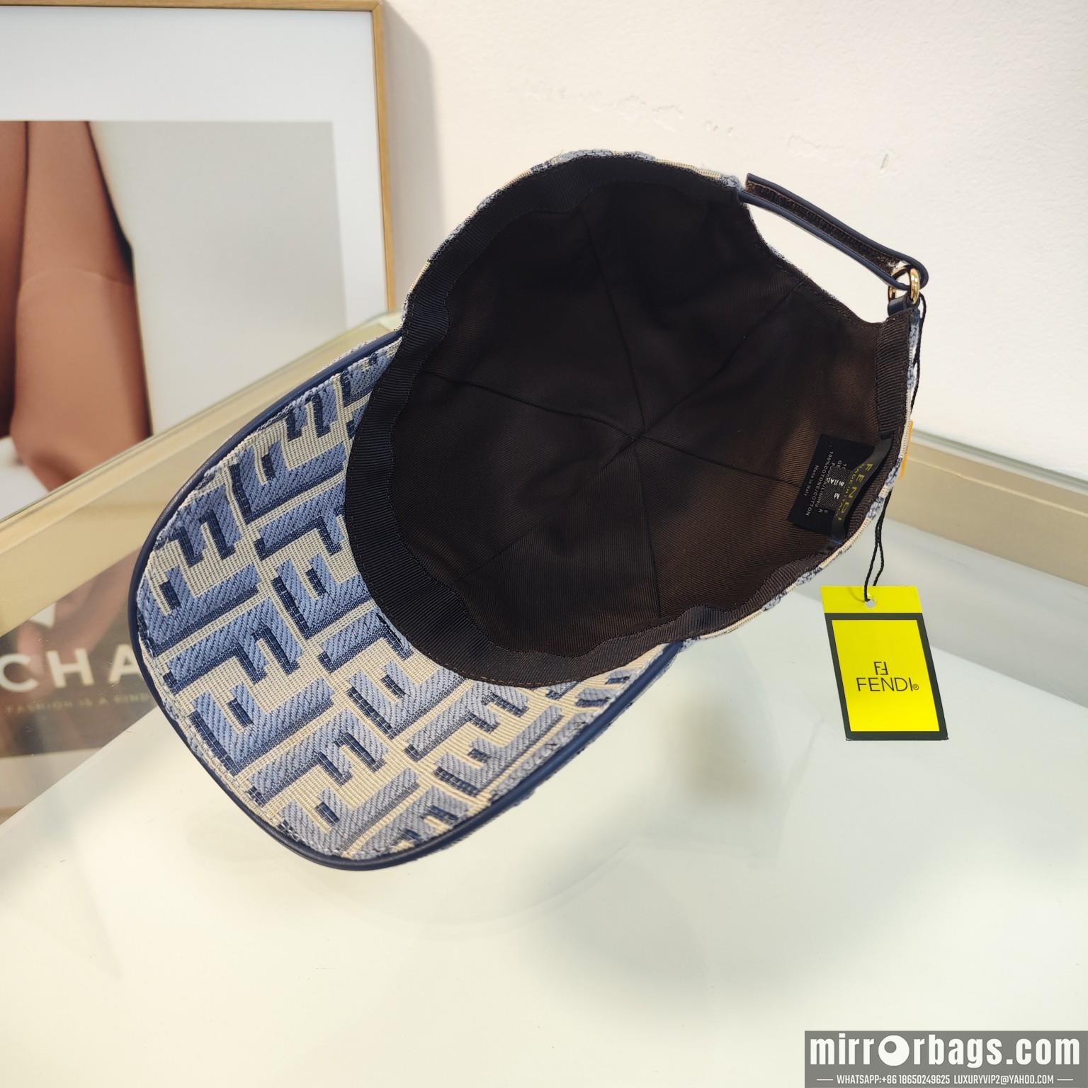 Fendi Hat dx89
