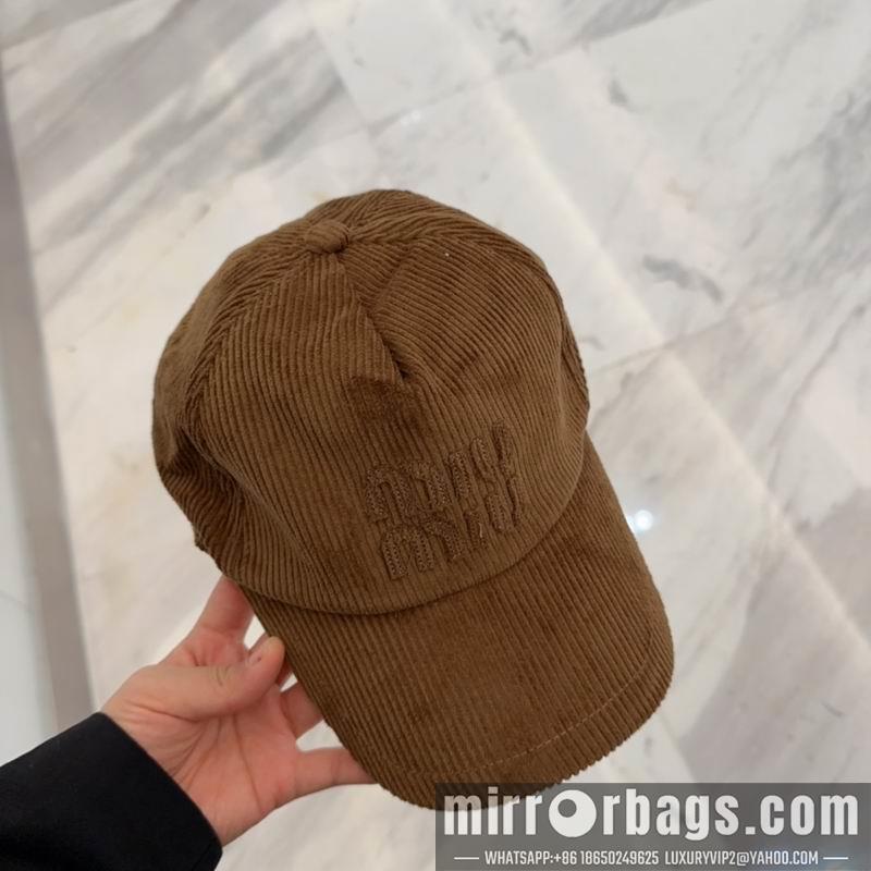 Miumiu Hat dx37